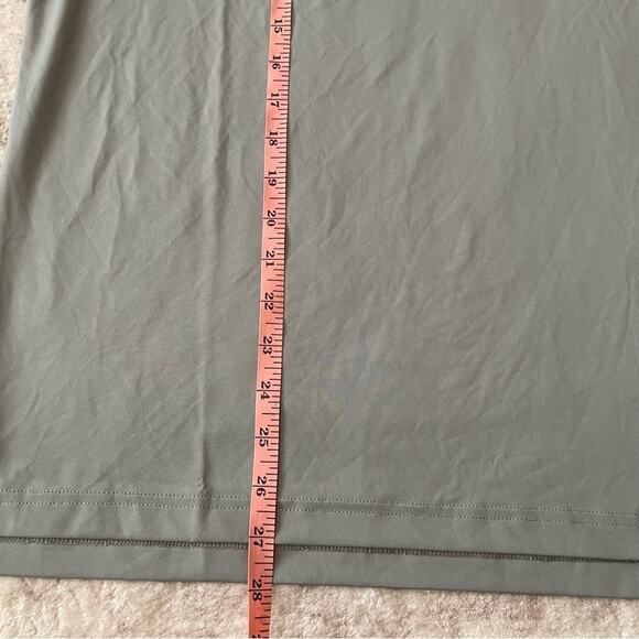 Chubbies The Retreat Performance Polo Men’s Size Small New Gray - Picture 7 of 9